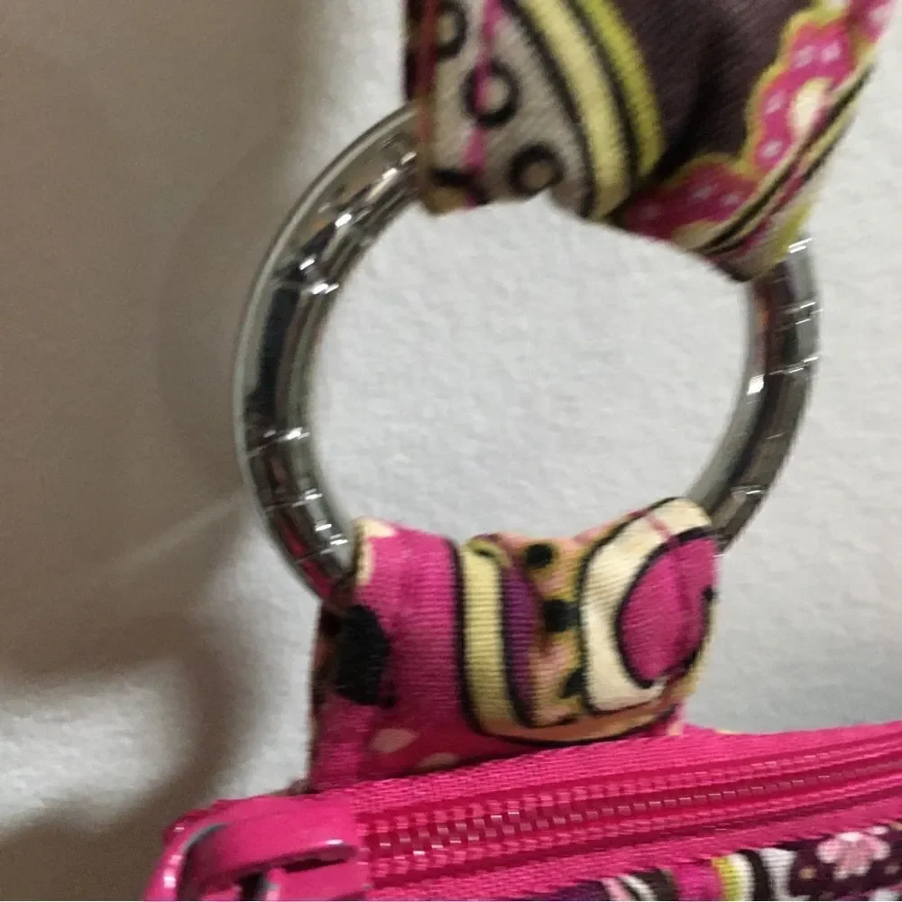 VERA BRADLY ADJUSTABLE CROSSBODY BAG! Pink tones